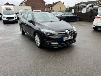 2015 (65) - 1.5 dCi Limited Nav 5dr