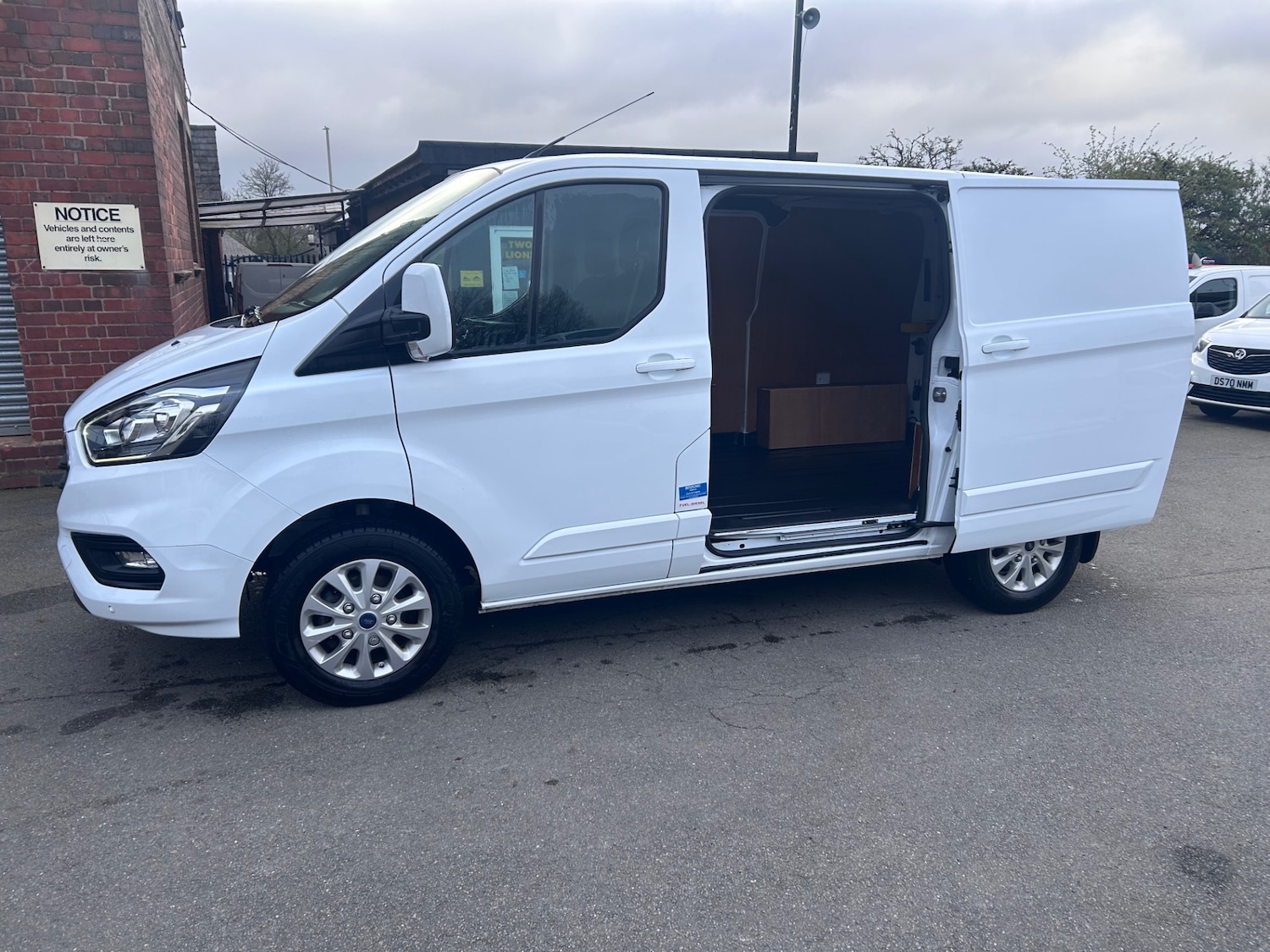Used Ford Transit Custom 2022 for sale - 78077585: Photo 7