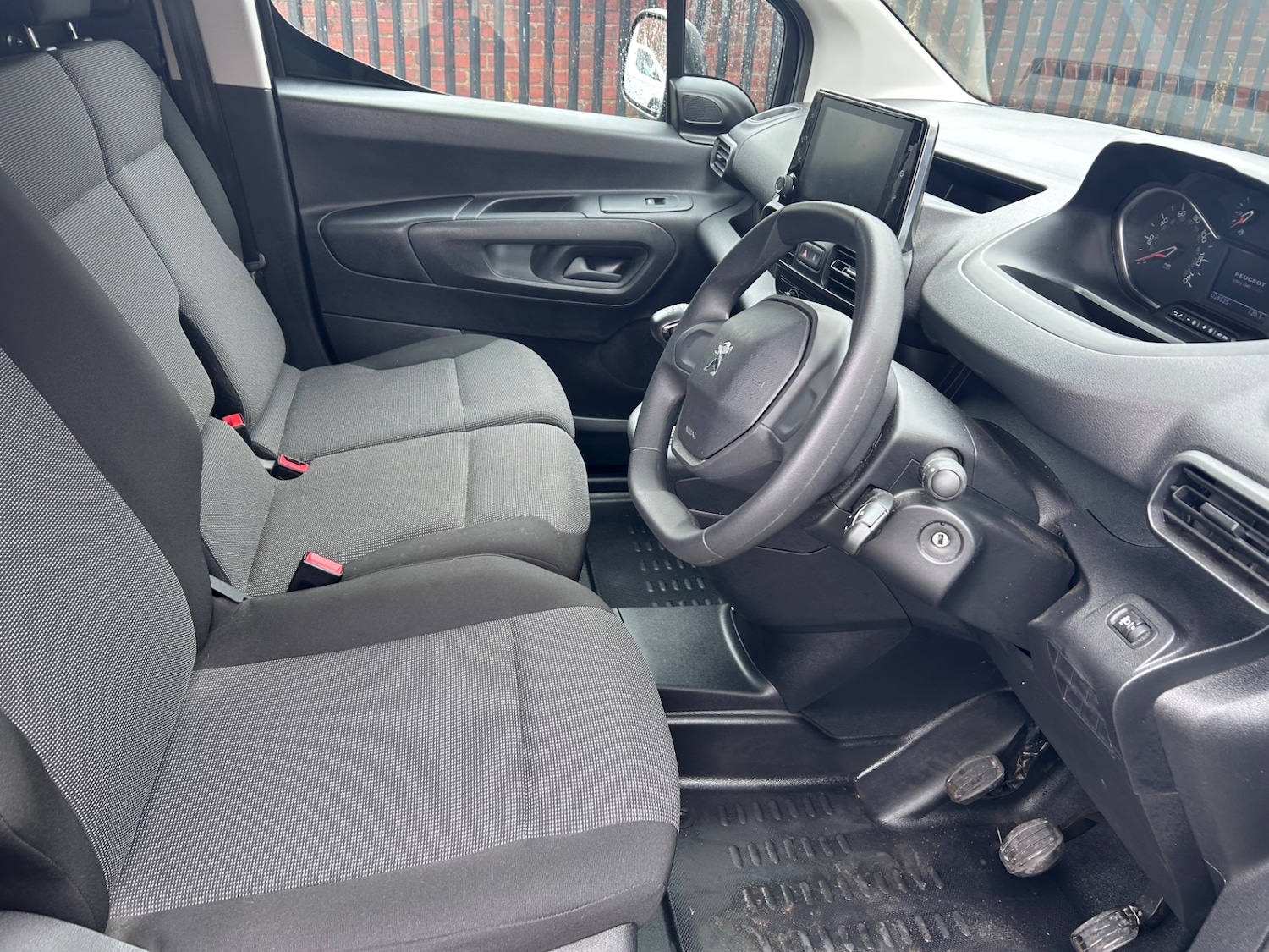 Used Peugeot Partner 2024 for sale - 76383210: Photo 11