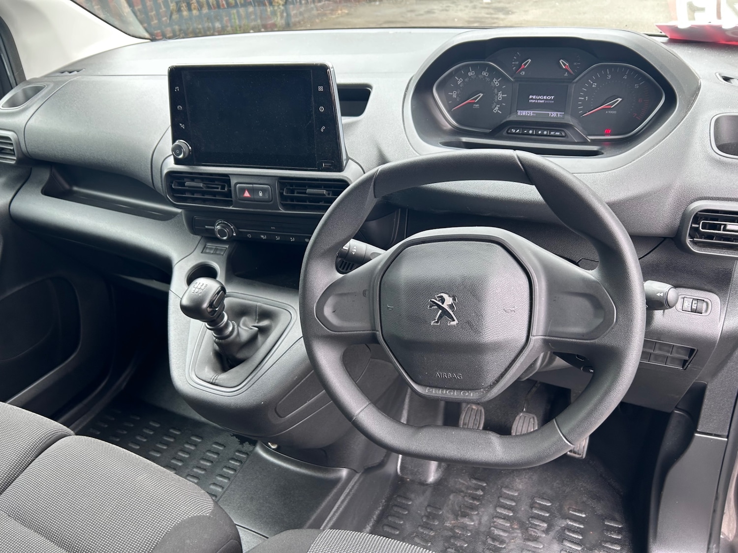 Used Peugeot Partner 2024 for sale - 76383210: Photo 12