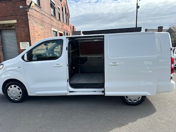 Used Vauxhall Vivaro 2020 for sale - 76100080: Photo