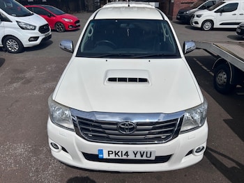 Used Toyota Hilux 2014 for sale - 75610855: Photo