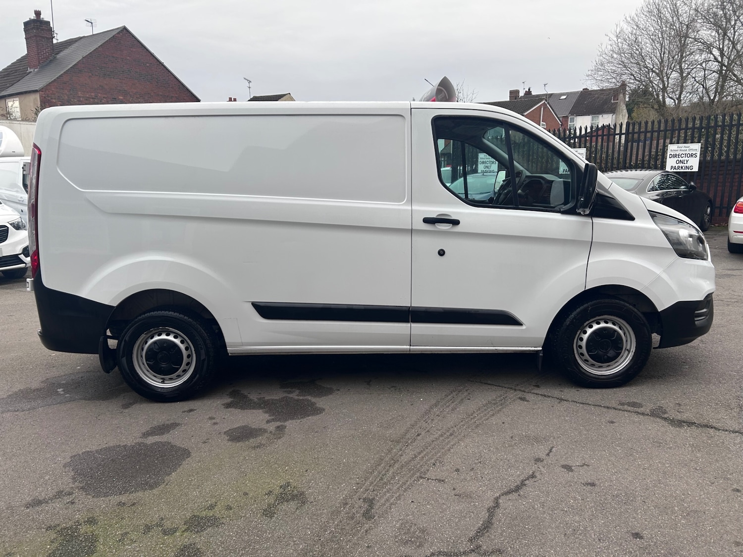 Used Ford Transit Custom 2018 for sale - 76710268: Photo 2