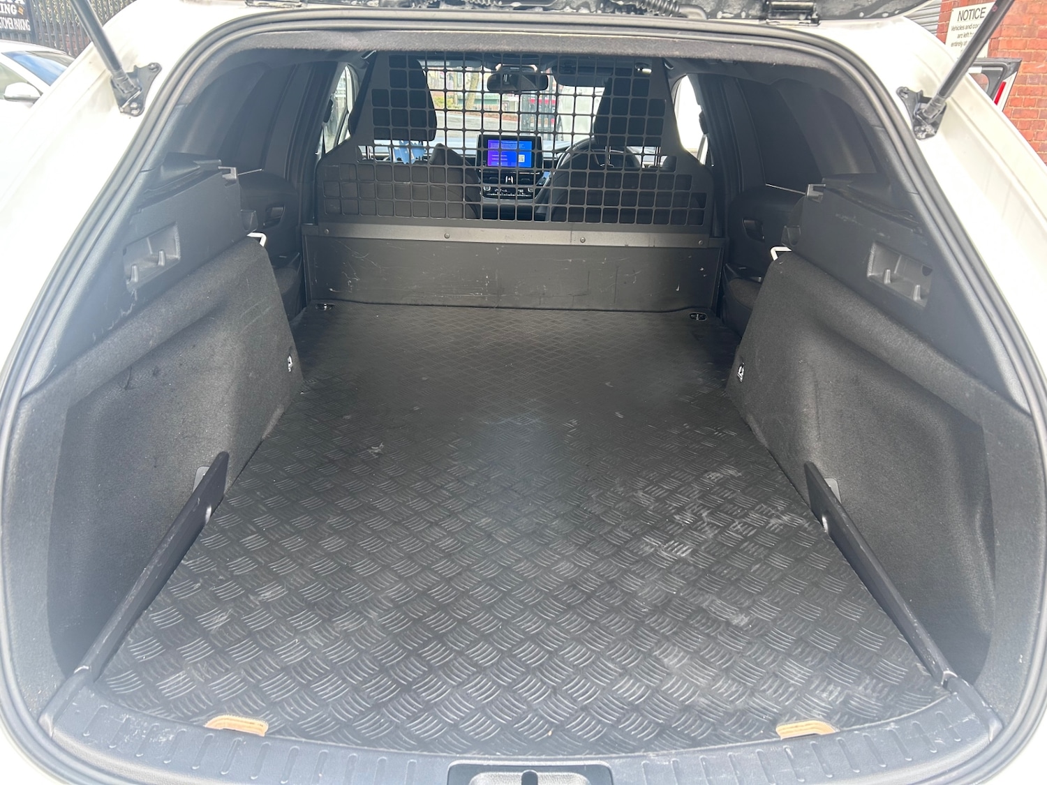 Used Toyota Corolla 2023 for sale - 77234120: Photo 11