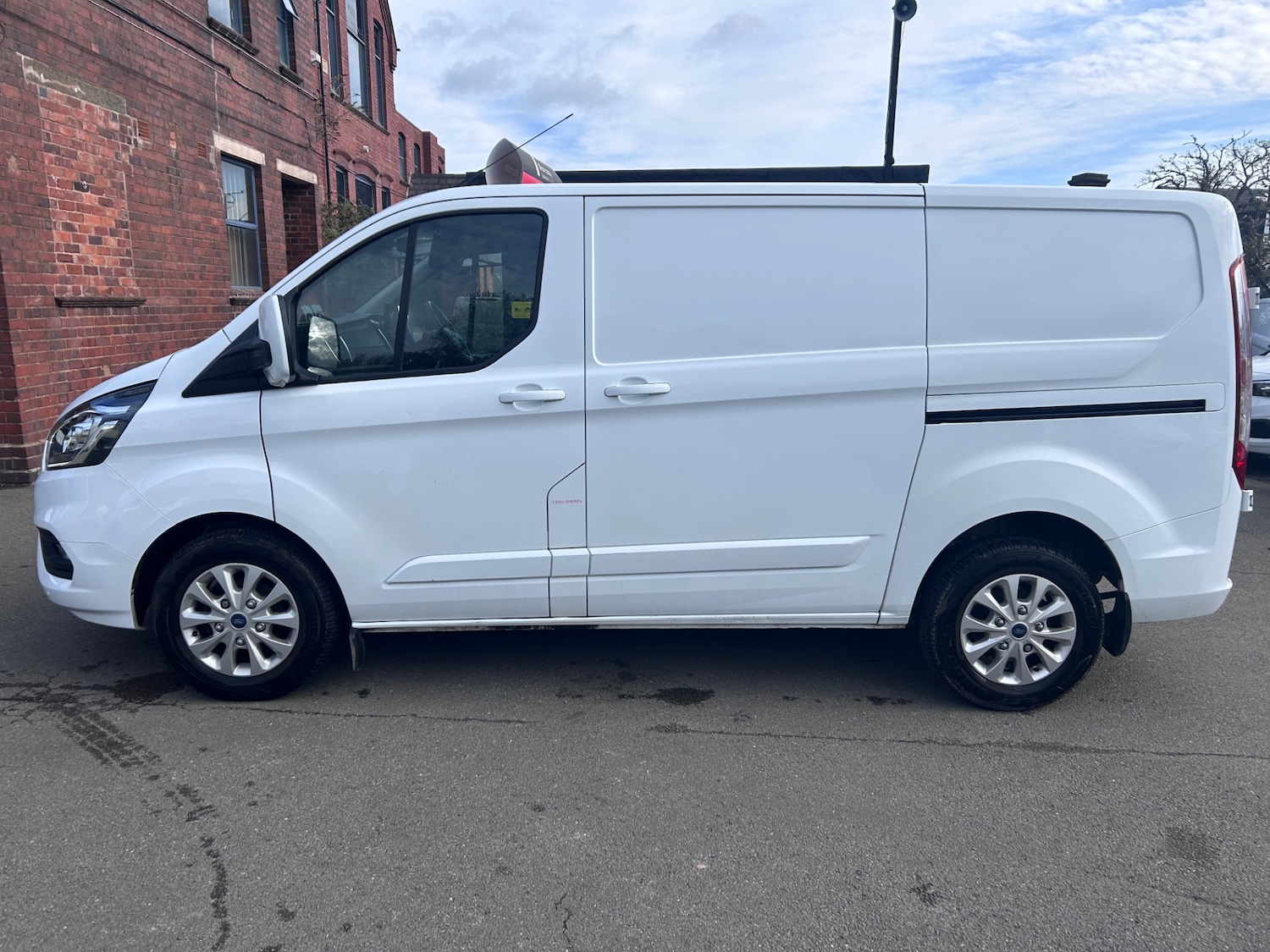 Used Ford Transit Custom 2022 for sale - 76490869: Photo 5