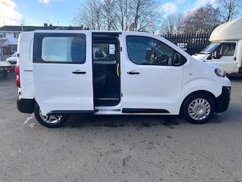 Used Peugeot Expert 2021 for sale - 76906002: Photo