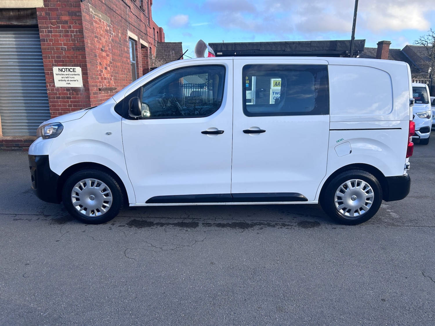 Used Peugeot Expert 2021 for sale - 76906002: Photo 7