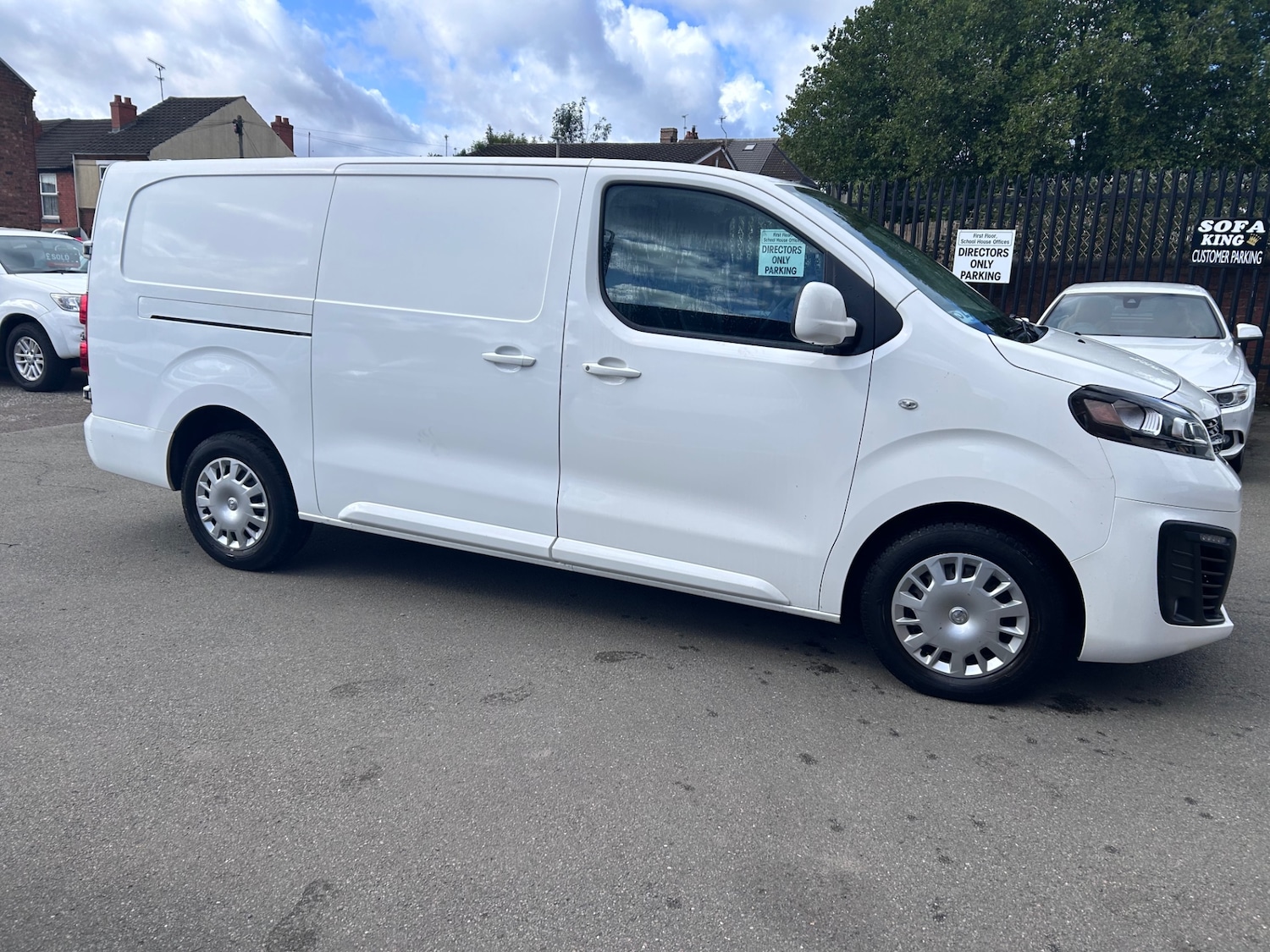 Used Vauxhall Vivaro 2020 for sale - 76643490: Photo 2