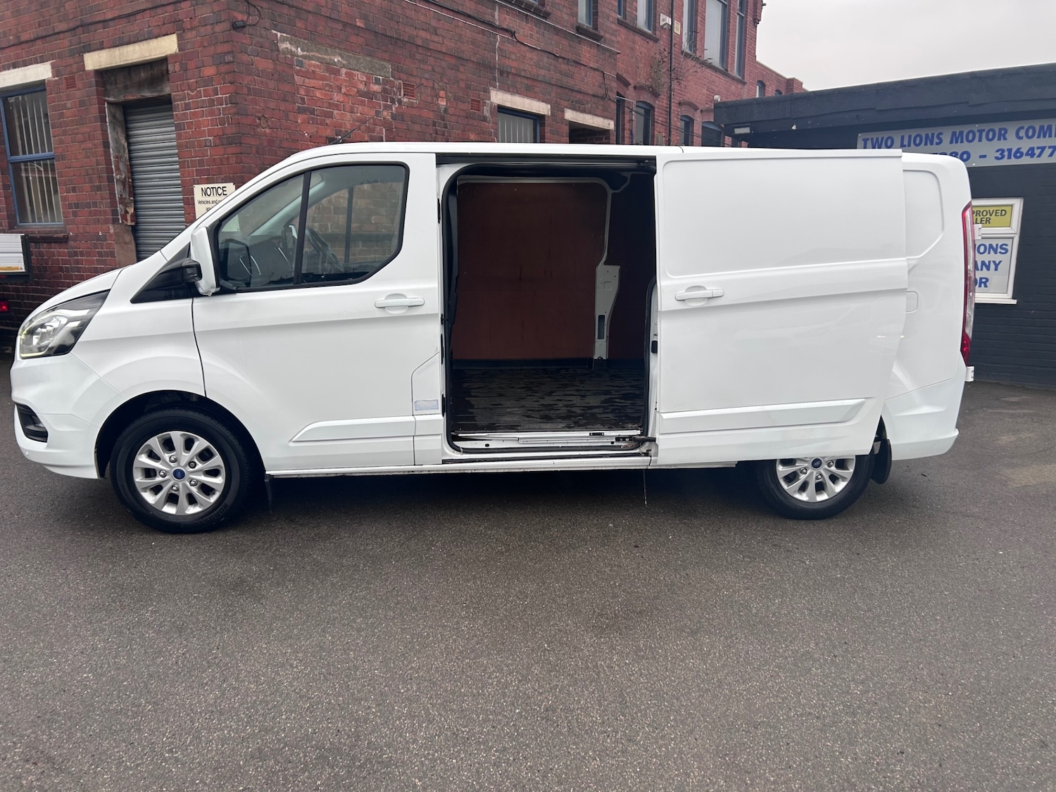 Used Ford Transit Custom 2022 for sale - 76681916: Photo 7