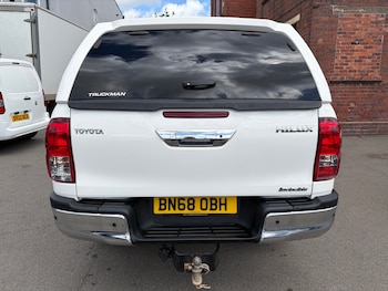 Used Toyota Hilux 2018 for sale - 79054721: Photo