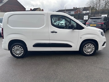 Used Vauxhall Combo 2020 for sale - 76682300: Photo