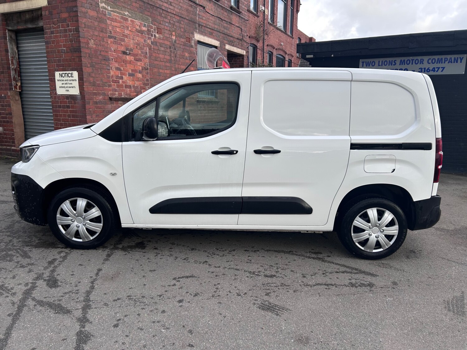 Used Peugeot Partner 2019 for sale - 76618796: Photo 14