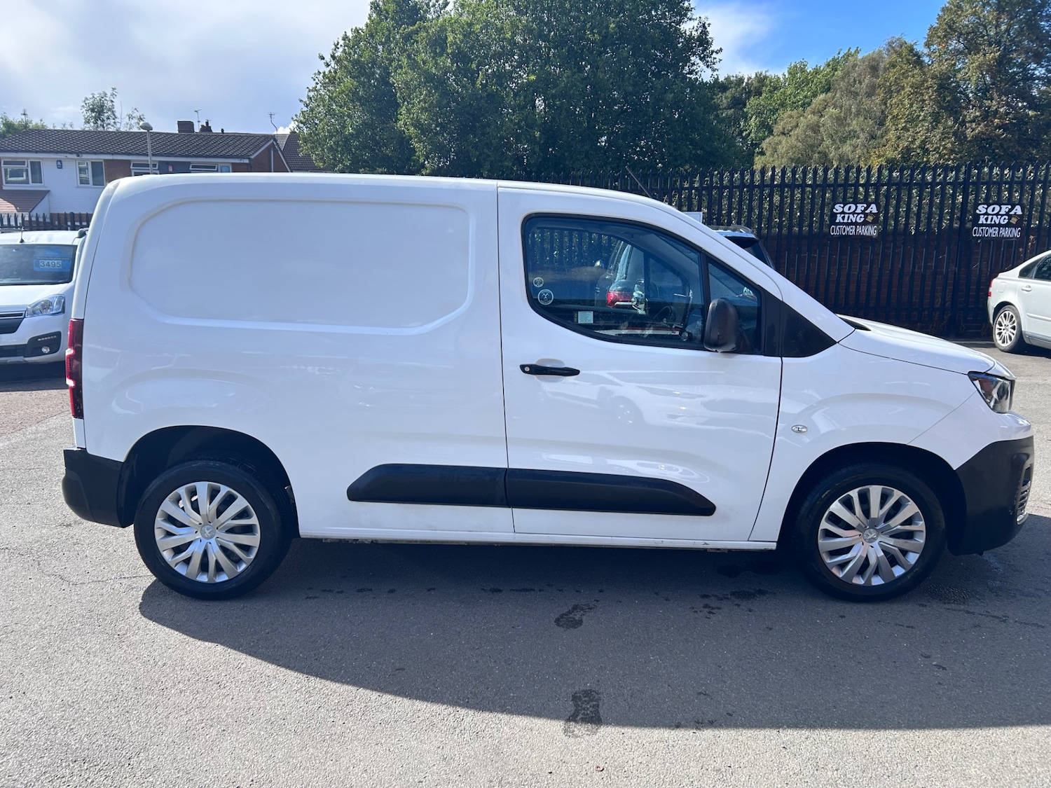 Used Peugeot Partner 2019 for sale - 76618796: Photo 2