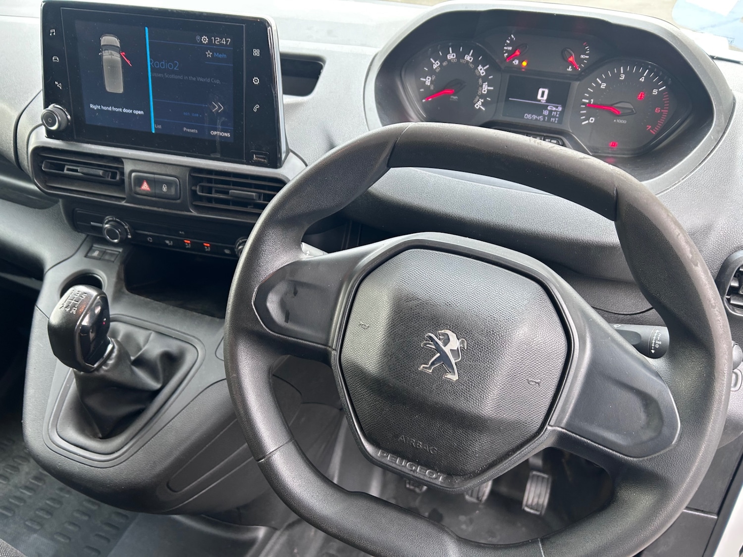 Used Peugeot Partner 2019 for sale - 76618796: Photo 20