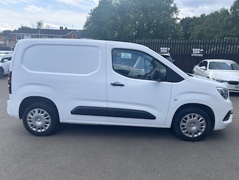 Used Vauxhall Combo 2020 for sale - 75421084: Photo
