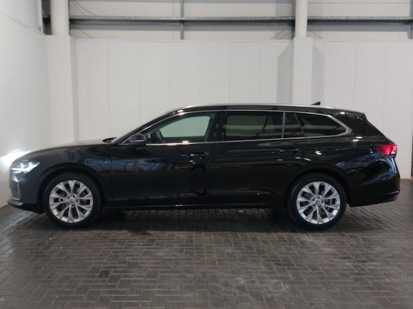 Used Skoda Superb 2024 for sale - 76265097: Photo 4