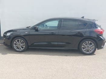 Used Ford Focus 2022 for sale - 75536840: Photo