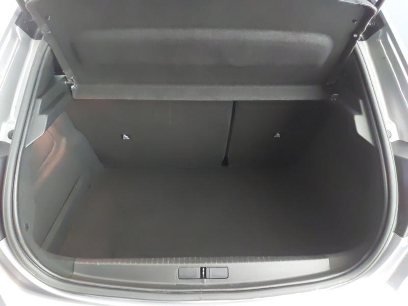 Used Peugeot 208 2022 for sale - 76691882: Photo 8