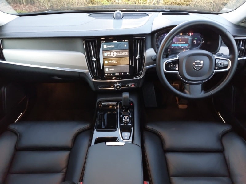 Used Volvo V90 2024 for sale - 77142760: Photo 2