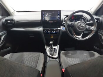 Used Toyota Yaris Cross 2022 for sale - 77695172: Photo