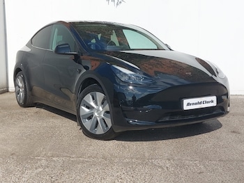 Tesla - Model Y