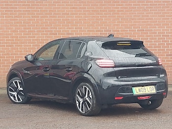 Used Peugeot 208 2024 for sale - 77439048: Photo