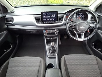 Used Kia Stonic 2022 for sale - 79074443: Photo