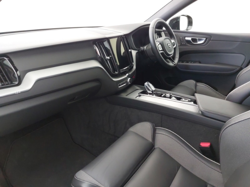 Used Volvo XC60 2024 for sale - 76414174: Photo 5