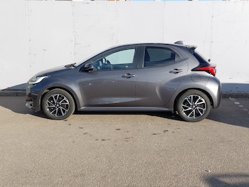 Used Toyota Yaris 2021 for sale - 78547458: Photo