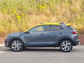 Used Kia Stonic 2023 for sale - 79321778: Photo