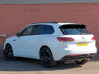 Used Volkswagen Touareg 2023 for sale - 78643129: Photo