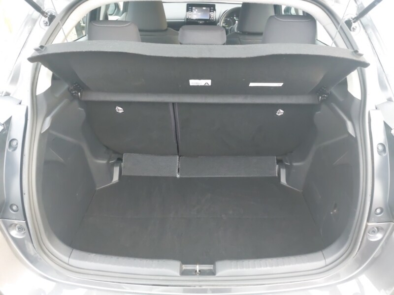 Used Toyota Yaris 2022 for sale - 77235156: Photo 8