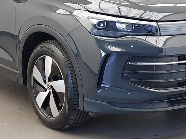 Used Volkswagen Tiguan 2024 for sale - 76258926: Photo 9