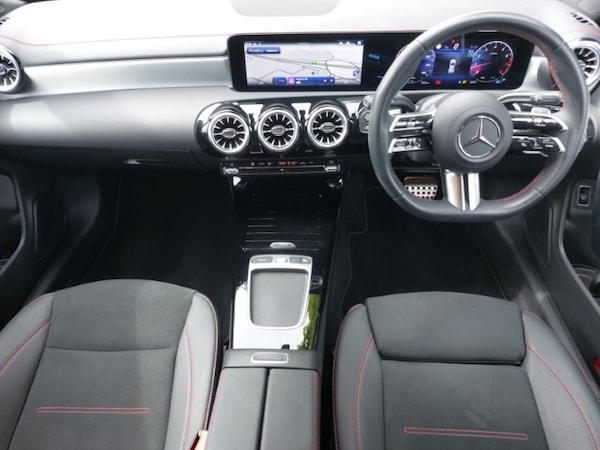 Used Mercedes-Benz CLA 2024 for sale - 76320886: Photo 2