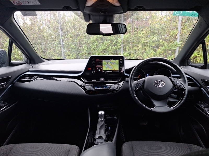 Used Toyota C-HR 2021 for sale - 76140877: Photo 2