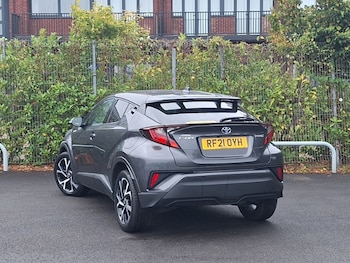 Used Toyota C-HR 2021 for sale - 76140877: Photo 3