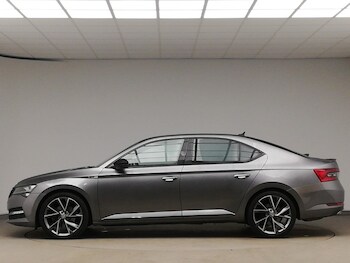 Used Skoda Superb 2024 for sale - 77657207: Photo