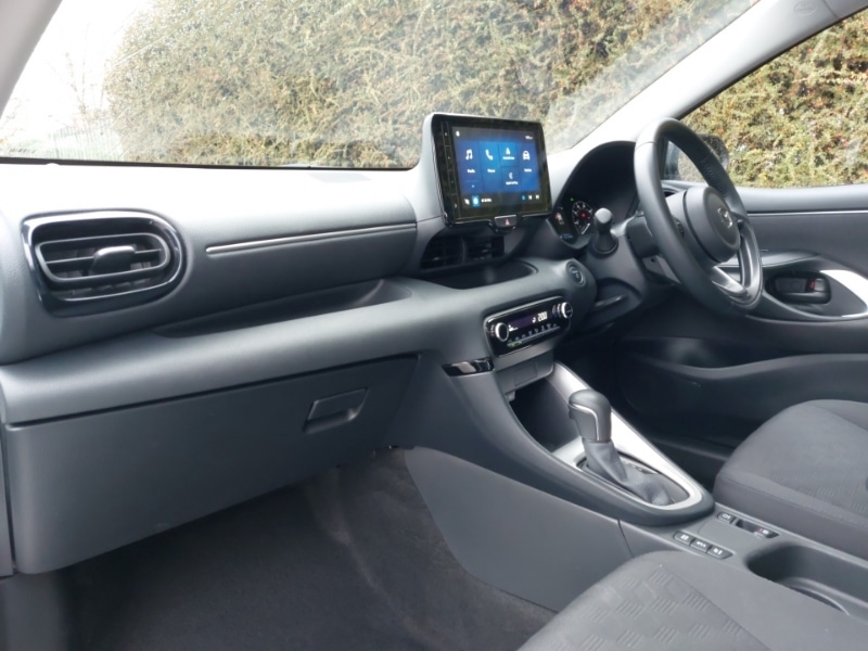 Used Mazda Mazda2 HYBRID 2024 for sale - 76951964: Photo 5