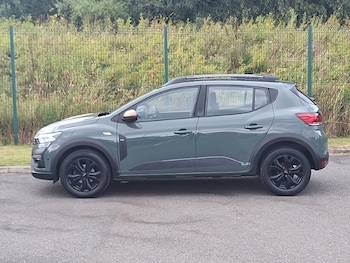 Used Dacia Sandero Stepway 2024 for sale - 79525379: Photo