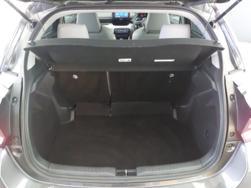 Used Toyota Yaris 2022 for sale - 77046881: Photo 8