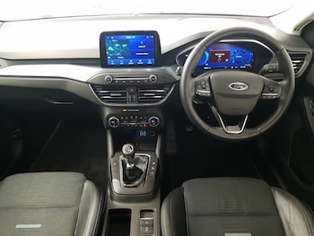 Used Ford Focus 2021 for sale - 76902242: Photo