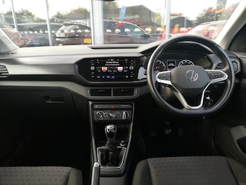 Used Volkswagen T-Cross 2022 for sale - 76578538: Photo