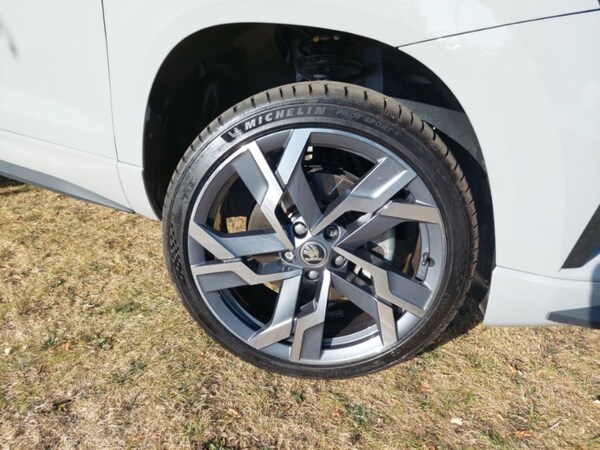 Used Skoda Karoq 2024 for sale - 76237608: Photo 9
