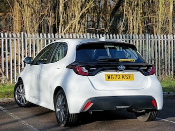 Used Toyota Yaris 2022 for sale - 78334161: Photo