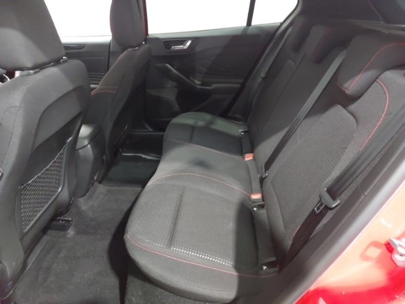 Used Ford Focus 2023 for sale - 77876967: Photo 6