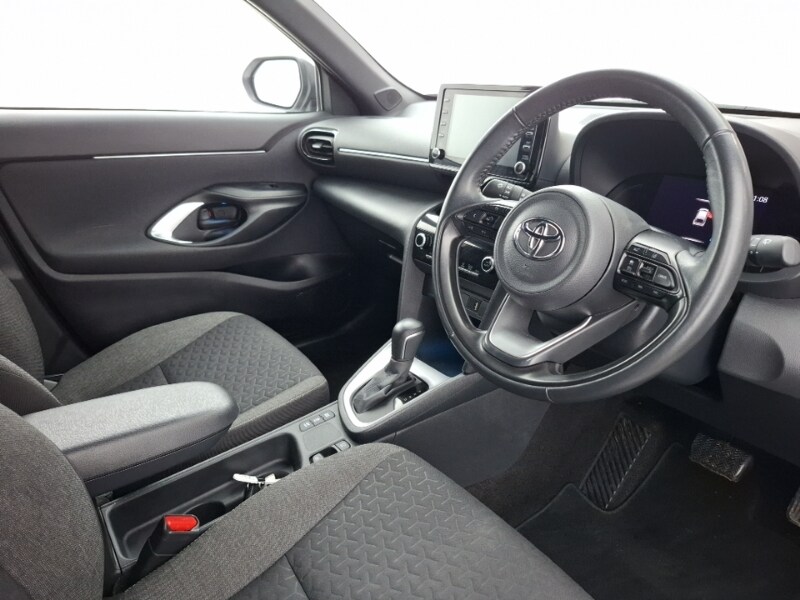 Used Toyota Yaris Cross 2022 for sale - 77874645: Photo 12