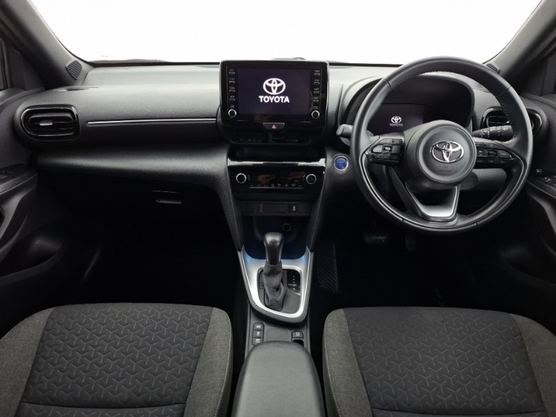 Used Toyota Yaris Cross 2022 for sale - 77874645: Photo 2