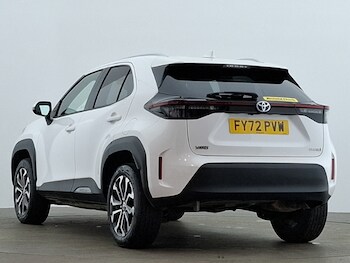 Used Toyota Yaris Cross 2022 for sale - 77874645: Photo