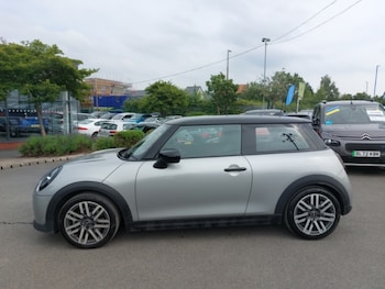 Used MINI Cooper 2025 for sale - 79324224: Photo