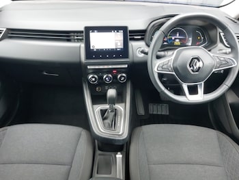 Used Renault Clio 2022 for sale - 78218887: Photo